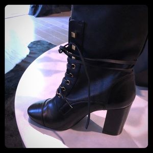 Stuart weitzman mid calf boots